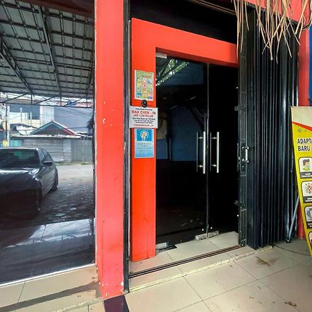 Citara Jaya Guesthouse Mitra Reddoorz Bekasi Exteriér fotografie